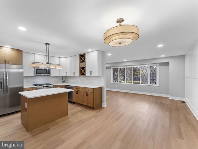 803 FAY DR, Feasterville Trevose, PA 19053