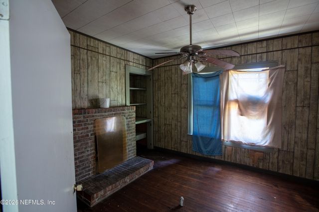 14962 NE US HWY 301, Waldo, FL 32694