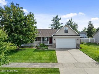 2082 E GOLDLEAF LN, Coeur D'alene, ID 83815