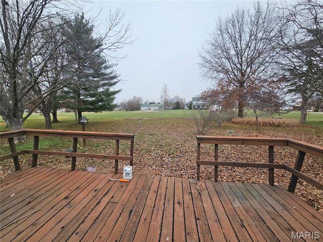 2 Rainbow Circle, Montgomery City, MO 63361