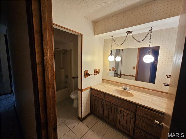 2 Rainbow Circle, Montgomery City, MO 63361