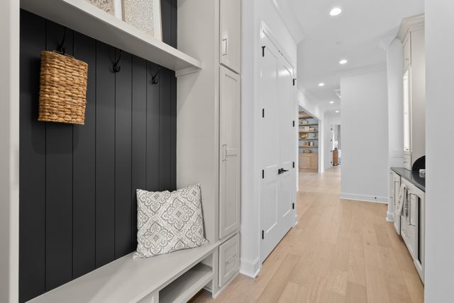 9900 Amarosa Ct, Brentwood, TN 37027