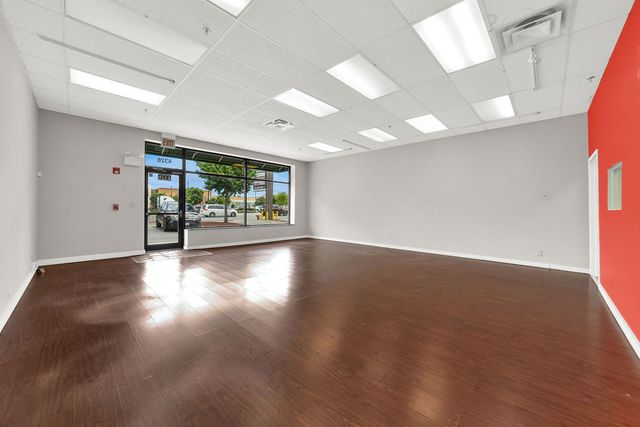 4326 S Pulaski Road, Chicago, IL 60632