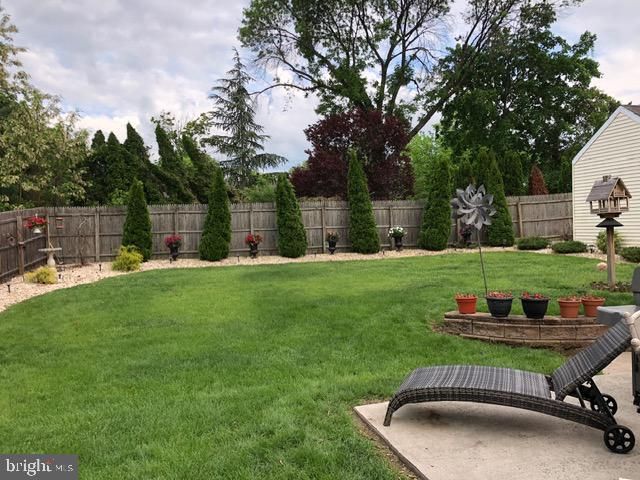 32 KINGSLEY ROAD, Kendall Park, NJ 08824