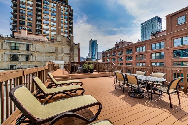 420 W Ontario Street 305, Chicago, IL 60654