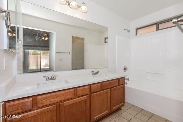 11018 W MOUNTAIN VIEW Drive, Avondale, AZ 85323