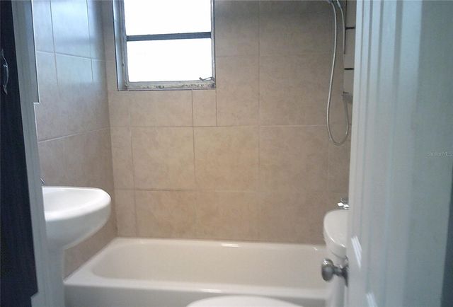 1060 65TH STREET S, St Petersburg, FL 33707