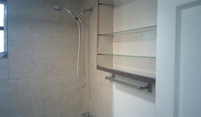 1060 65TH STREET S, St Petersburg, FL 33707