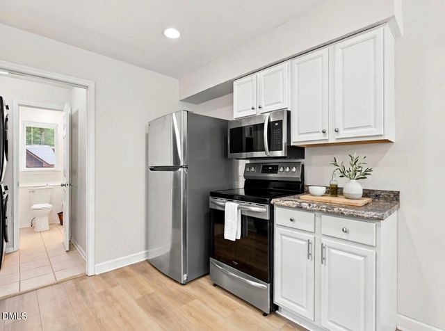 300 Trimble Avenue, Cary, NC 27511