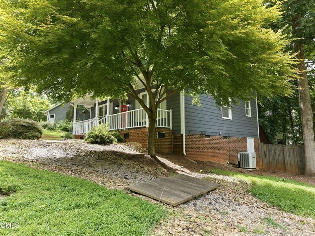300 Trimble Avenue, Cary, NC 27511