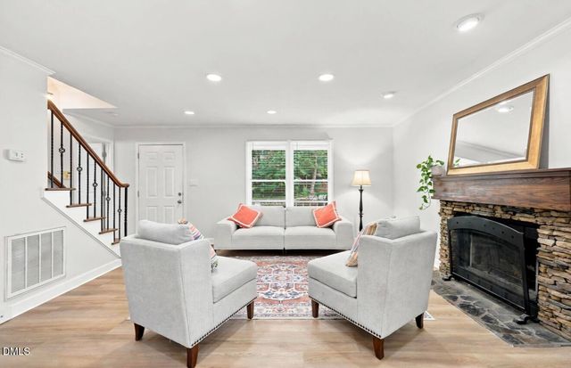 300 Trimble Avenue, Cary, NC 27511