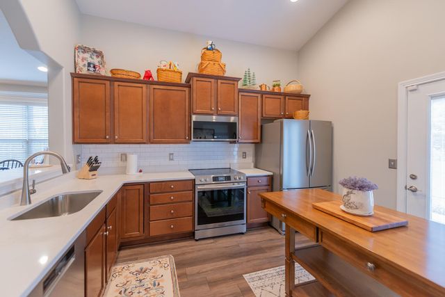 125 Avalon Path, Georgetown, KY 40324