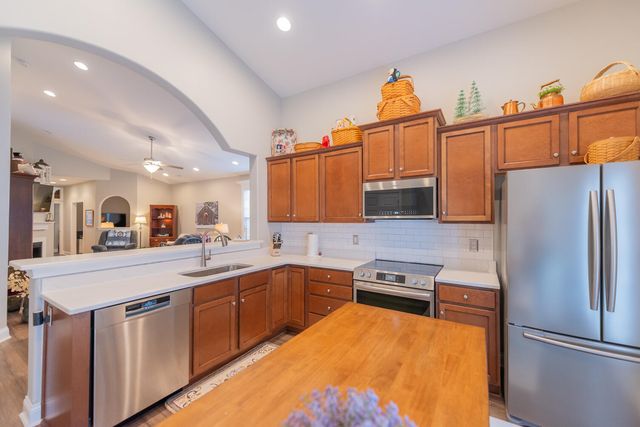 125 Avalon Path, Georgetown, KY 40324