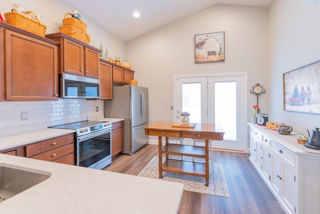 125 Avalon Path, Georgetown, KY 40324