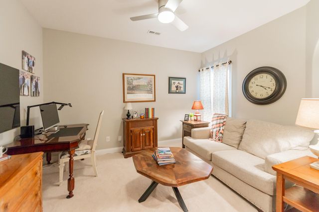 125 Avalon Path, Georgetown, KY 40324