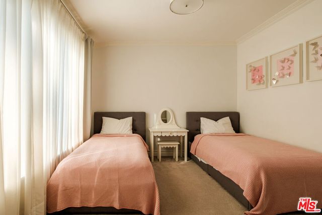 14652 Deervale Place, Sherman Oaks, CA 91403