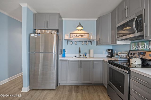 2182 New River Inlet Road 372, Sneads Ferry, NC 28460