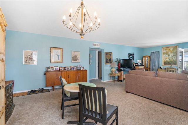 2333 Indian River Boulevard 401, Vero Beach, FL 32960