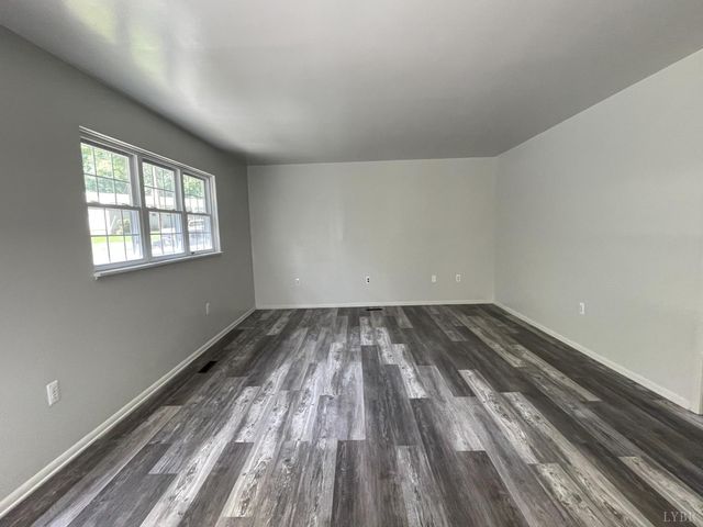 205 Forestview Circle, Bedford, VA 24523