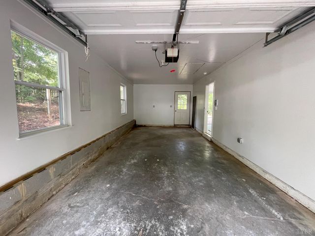 205 Forestview Circle, Bedford, VA 24523