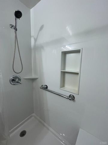 205 Forestview Circle, Bedford, VA 24523