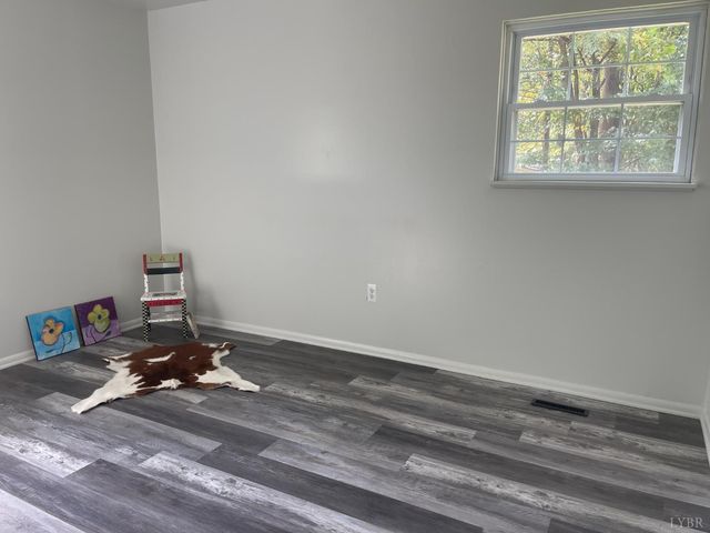 205 Forestview Circle, Bedford, VA 24523