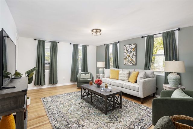 118 Felch Street, Ann Arbor, MI 48103