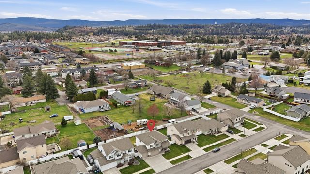 501 S St Charles St, Spokane Valley, WA 99037