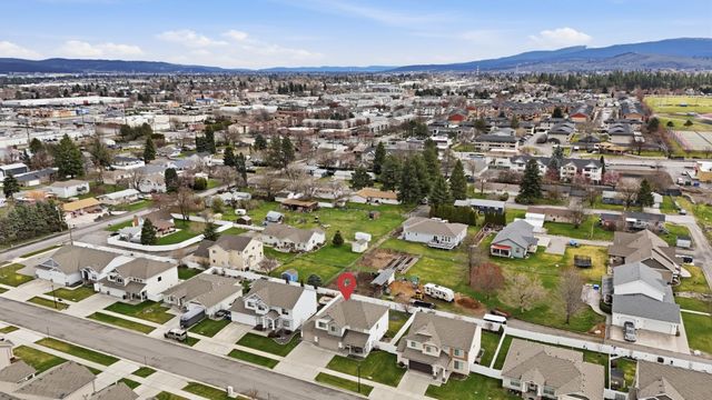 501 S St Charles St, Spokane Valley, WA 99037