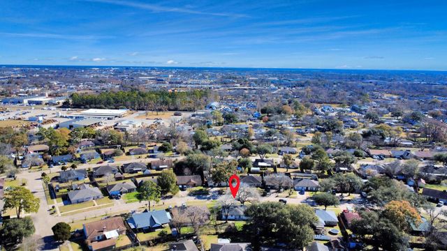 15123 Kaler Road, Houston, TX 77060