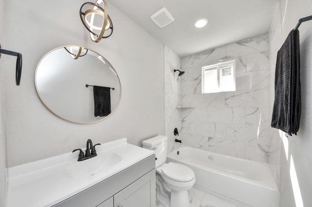 15123 Kaler Road, Houston, TX 77060