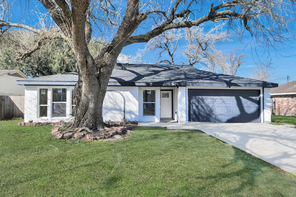 15123 Kaler Road, Houston, TX 77060