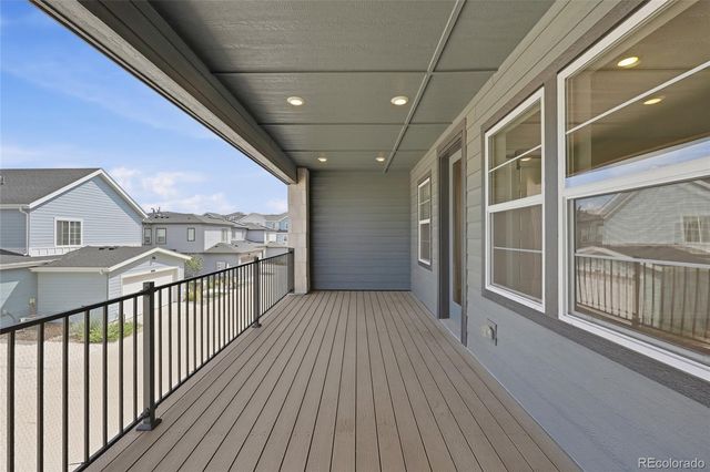 8806 Fraser River Loop, Littleton, CO 80125