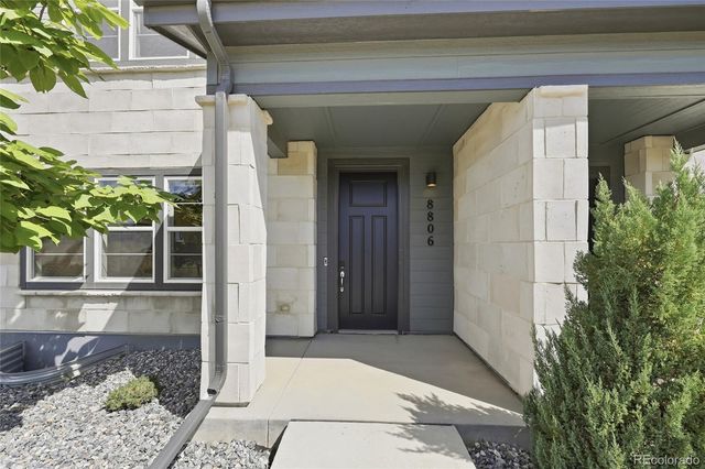 8806 Fraser River Loop, Littleton, CO 80125