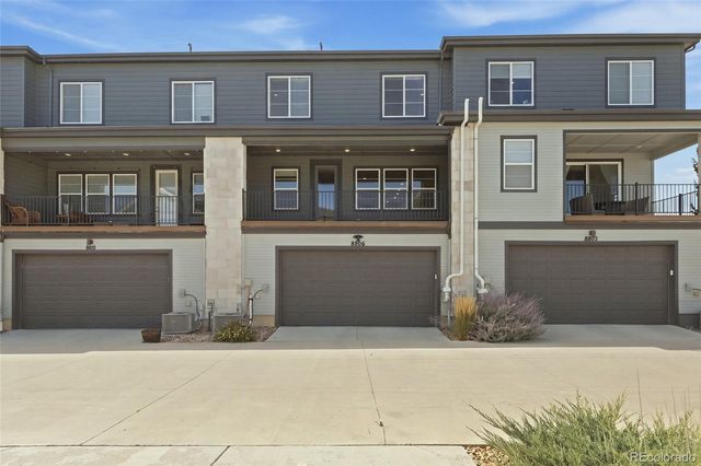 8806 Fraser River Loop, Littleton, CO 80125