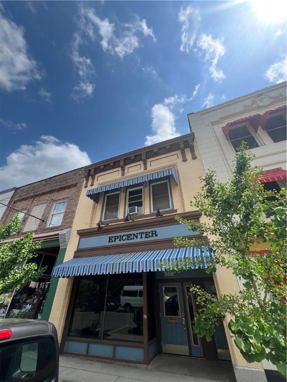 568 Merchant St, Ambridge, PA 15003