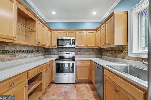 300 Banister Drive 201, Clayton, GA 30525