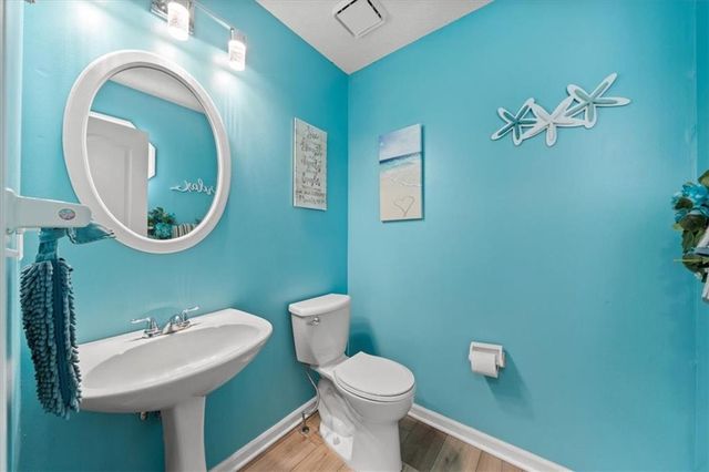 1528 W Romany Court, Olathe, KS 66061