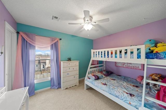 1528 W Romany Court, Olathe, KS 66061