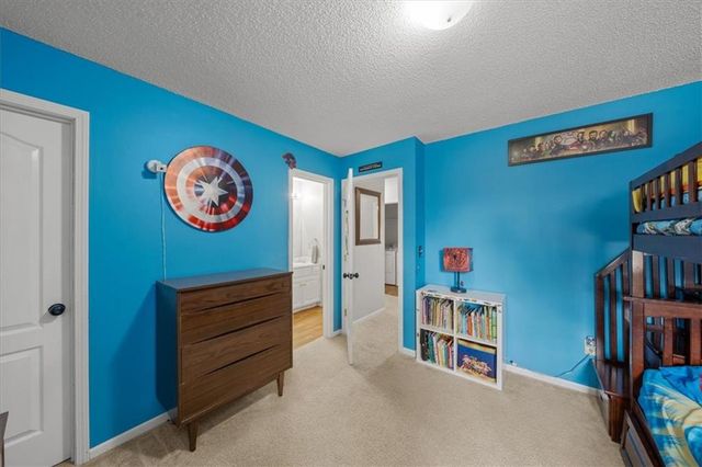 1528 W Romany Court, Olathe, KS 66061