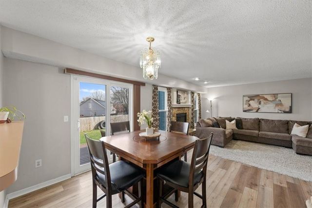 1528 W Romany Court, Olathe, KS 66061