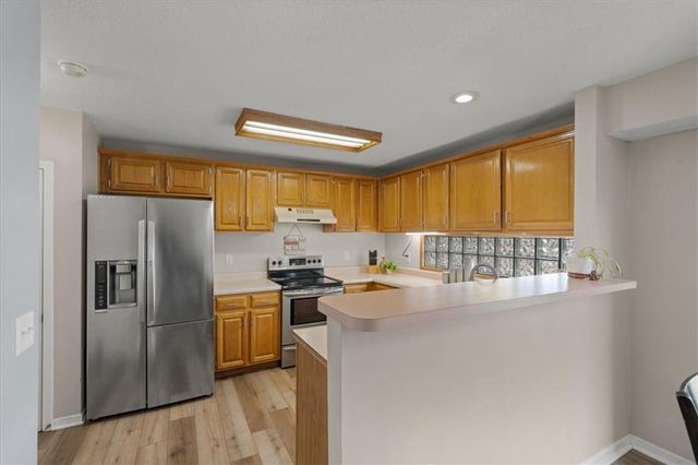 1528 W Romany Court, Olathe, KS 66061