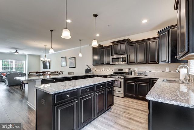 7422 TANYARD KNOLL LN, Glen Burnie, MD 21060
