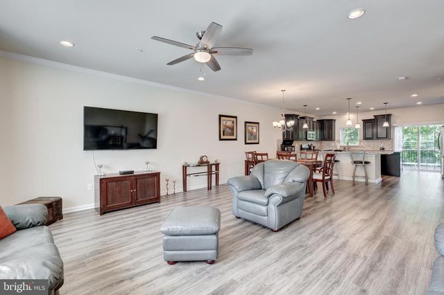 7422 TANYARD KNOLL LN, Glen Burnie, MD 21060