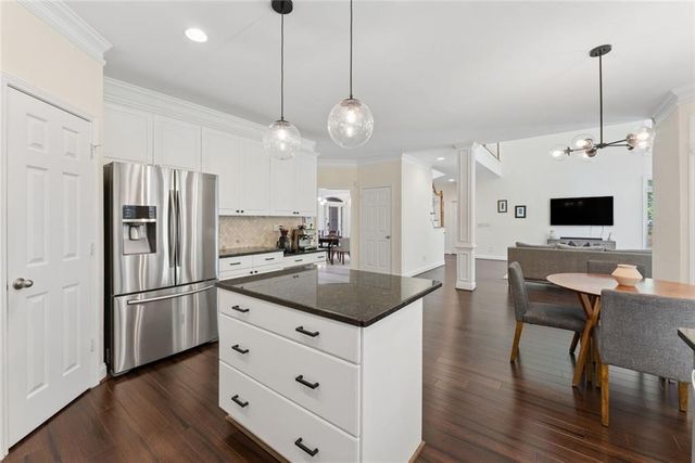 5607 Vinings Retreat Pass SW, Mableton, GA 30126