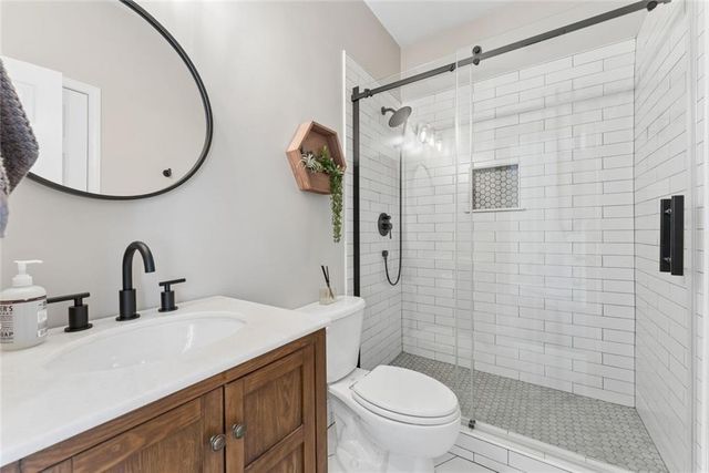 5607 Vinings Retreat Pass SW, Mableton, GA 30126