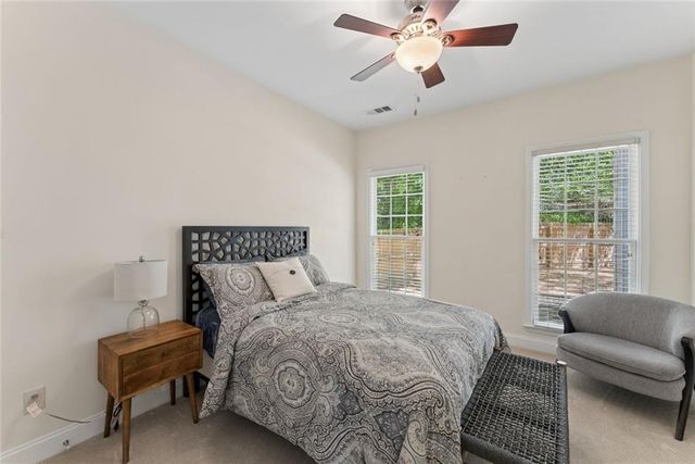 5607 Vinings Retreat Pass SW, Mableton, GA 30126
