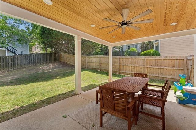5607 Vinings Retreat Pass SW, Mableton, GA 30126