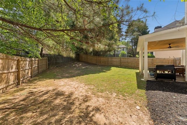 5607 Vinings Retreat Pass SW, Mableton, GA 30126