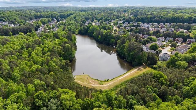 5607 Vinings Retreat Pass SW, Mableton, GA 30126